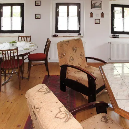 בית נופש Ferienhaus Liberec 100s *