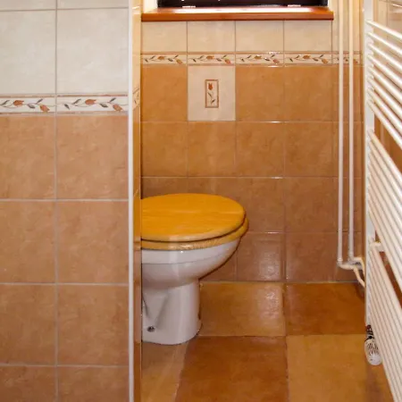 בית נופש Ferienhaus Liberec 100s